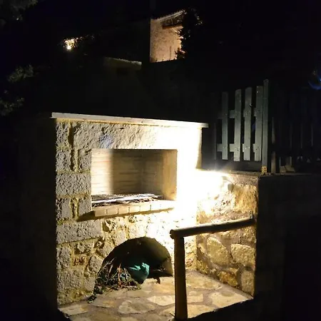 Estia